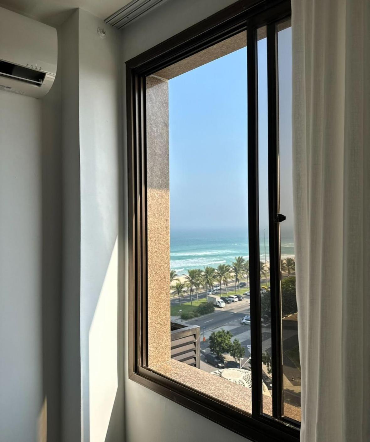 Lindo Apto No Melhor Lugar Da Barra Da Tijuca! Com Uma Vista De Tirar O Folego, Frente Para O Mar! Totalmente Equipado E Decorado Ao Lado Dos Melhores Hoteis E Quiosques Da Barra! Portaria 24H, Piscina, Sauna, Jacuzzi, Academia, Garagem, Wi-Fi, Lavan Rio de Janeiro Zewnętrze zdjęcie
