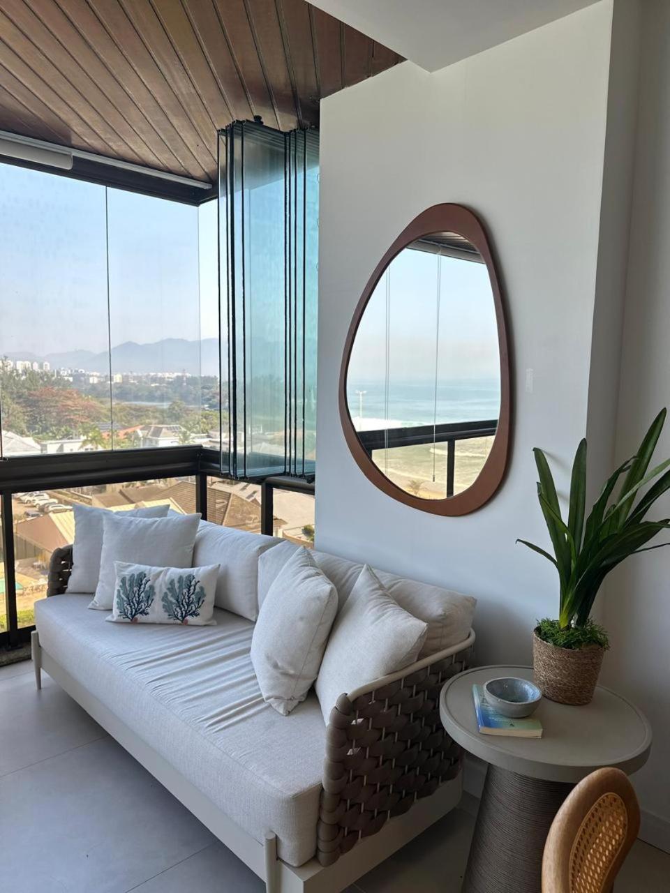 Lindo Apto No Melhor Lugar Da Barra Da Tijuca! Com Uma Vista De Tirar O Folego, Frente Para O Mar! Totalmente Equipado E Decorado Ao Lado Dos Melhores Hoteis E Quiosques Da Barra! Portaria 24H, Piscina, Sauna, Jacuzzi, Academia, Garagem, Wi-Fi, Lavan Rio de Janeiro Zewnętrze zdjęcie