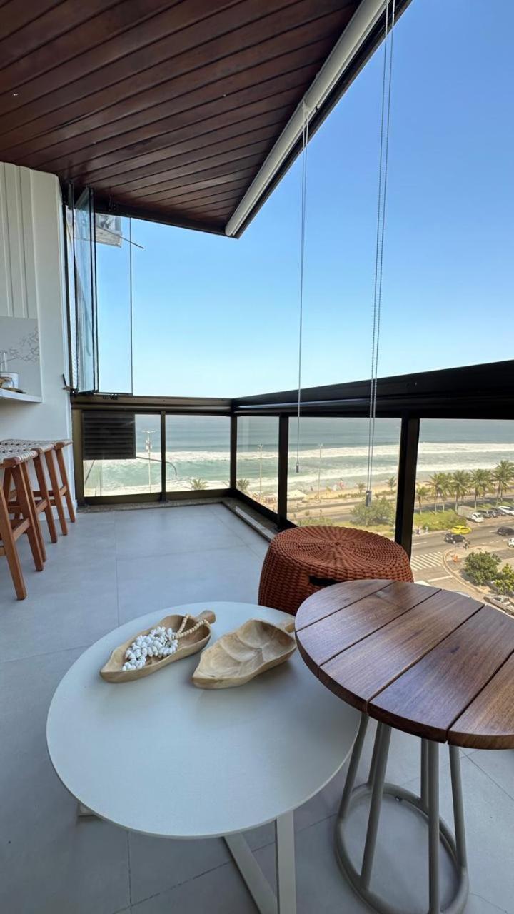 Lindo Apto No Melhor Lugar Da Barra Da Tijuca! Com Uma Vista De Tirar O Folego, Frente Para O Mar! Totalmente Equipado E Decorado Ao Lado Dos Melhores Hoteis E Quiosques Da Barra! Portaria 24H, Piscina, Sauna, Jacuzzi, Academia, Garagem, Wi-Fi, Lavan Rio de Janeiro Zewnętrze zdjęcie